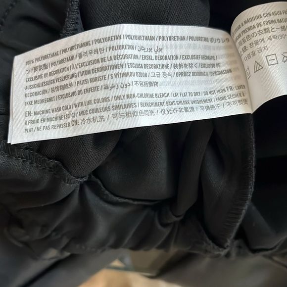 ABERCROMBIE & FITCH Paperbag Waist Vegan Leather Joggers, Size S - Picture 9 of 9